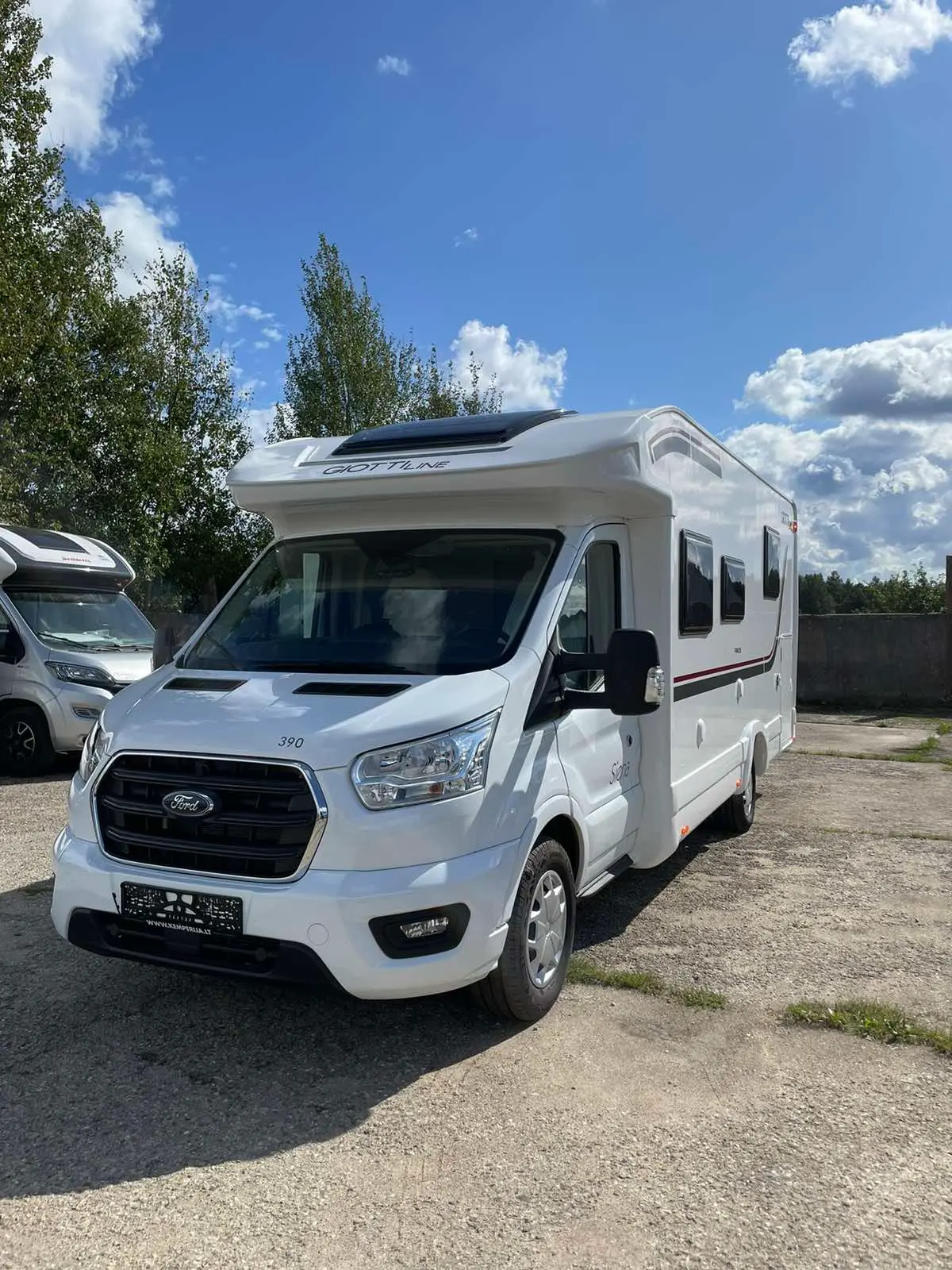 Giottiline Siena 390 Privilege A/T