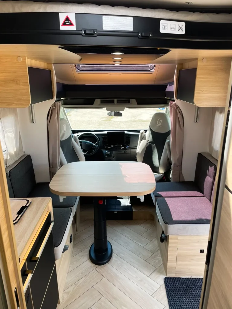 Challenger 318 Graphite Edition A/T