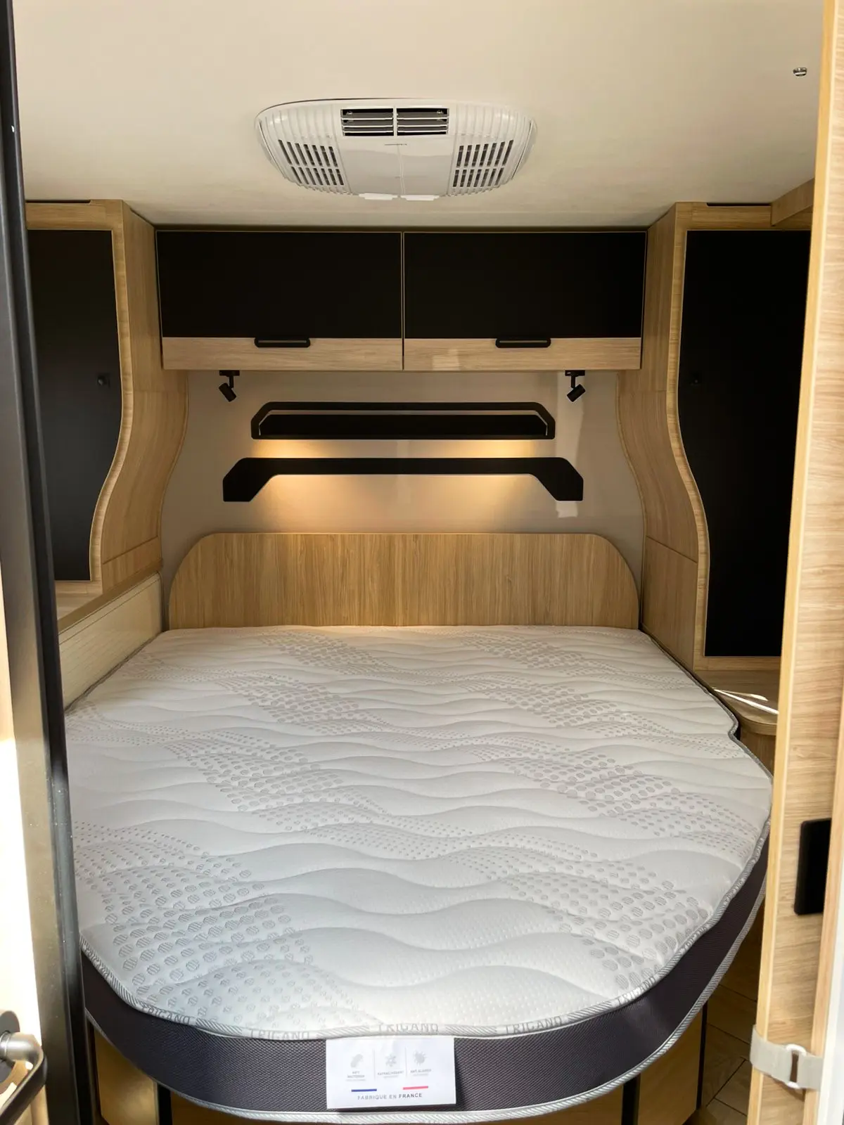 Challenger 318 Graphite Edition A/T